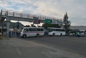 Bloquean accesos a la Guelaguetza