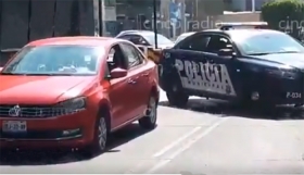 Los agresores dispararon al veh&iacute;culo donde viajaba la mujer  