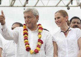 Andrés Manuel López Obrador y Beatriz Gutiérrez Müller