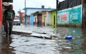 Tromba afectó Zinacatepec