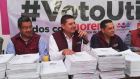 Restó importancia a los ataques ya que se encuentra arriba en las encuestas 