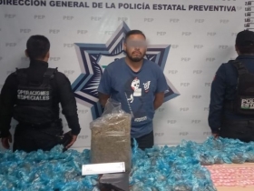 Con siete kilos de aparente marihuana, Policía Estatal detiene a un hombre