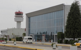 La tormenta tropical Franklin llevó a las aerolíneas Vivaerobus y Volaris a suspender ocho vuelos nacionales