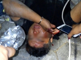 Polic&iacute;as impidieron que pobladores hicieran justicia por propia mano